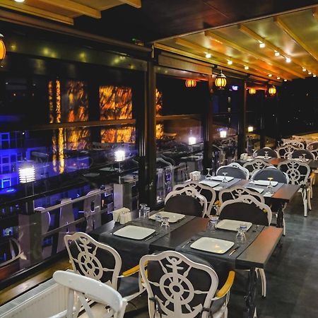 אסקיסהיר Inn Town Hotel מראה חיצוני תמונה